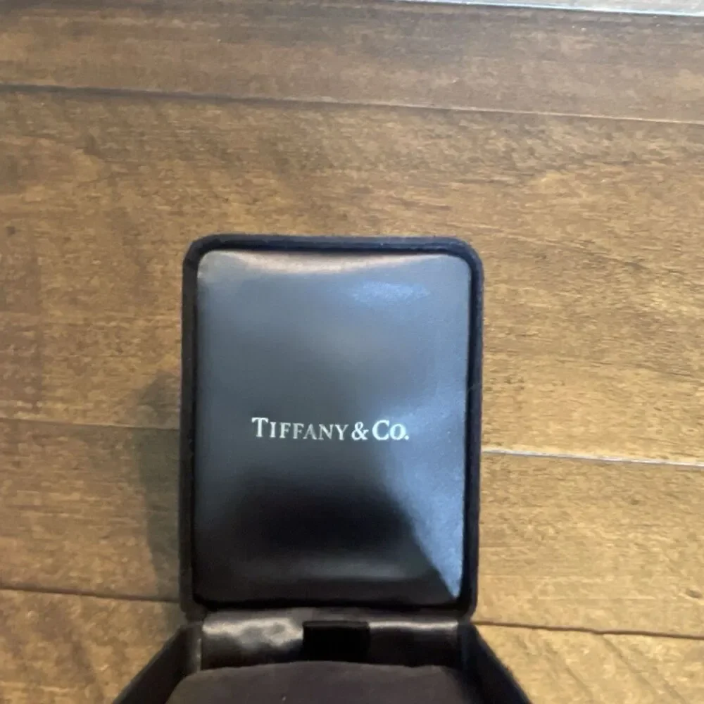 Vintage TIFFANY & Co. Black Suede Jewelry Necklace Presentation Box